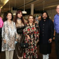 Mumbai throngs Nisha JamVwal’s Art Fiesta  MEANDERINGS  by Lata Balakrishna