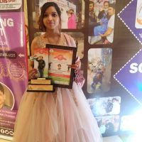 Bollywood Actress Neha Bansal received Netaji Subhash Chandra Bose Nobel Peace Award