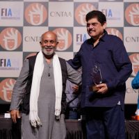 सिंटा वार्षिक जनरल मीटिंग में दिग्गज अभिनेता अनिल धवन, एरोन बाली, किरण कुमार, पंकज धीर, रत्ना पाठक शाह, स्मिता जयकर, नीना कुलकर्णी, अनीता कंवल को द सिंटा हॉल ऑफ फेम अवार्ड से सम्मानित किया गया।